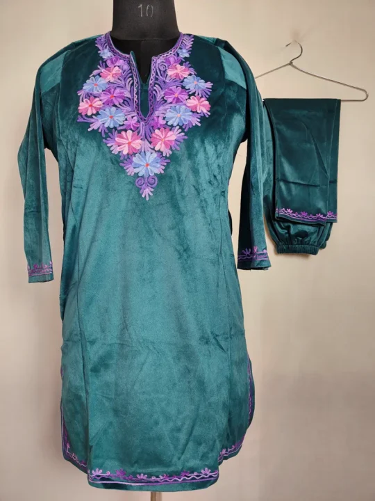 Aari Work Dark Green Velvet Pheran Set Nazakat Style