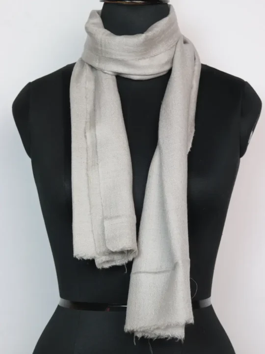 Dilshad Chashme Bulbul Pure Pashmina Womens Muffler in White