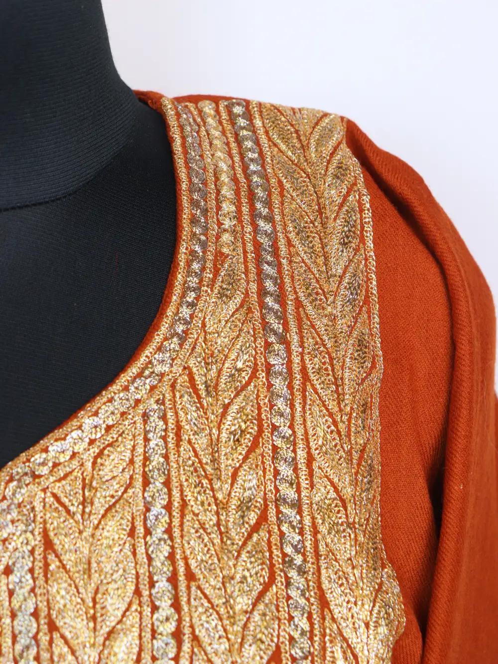 Ababeel Rustic Orange Raffal Wool Pheran with Botte Tilla Work - Image 3