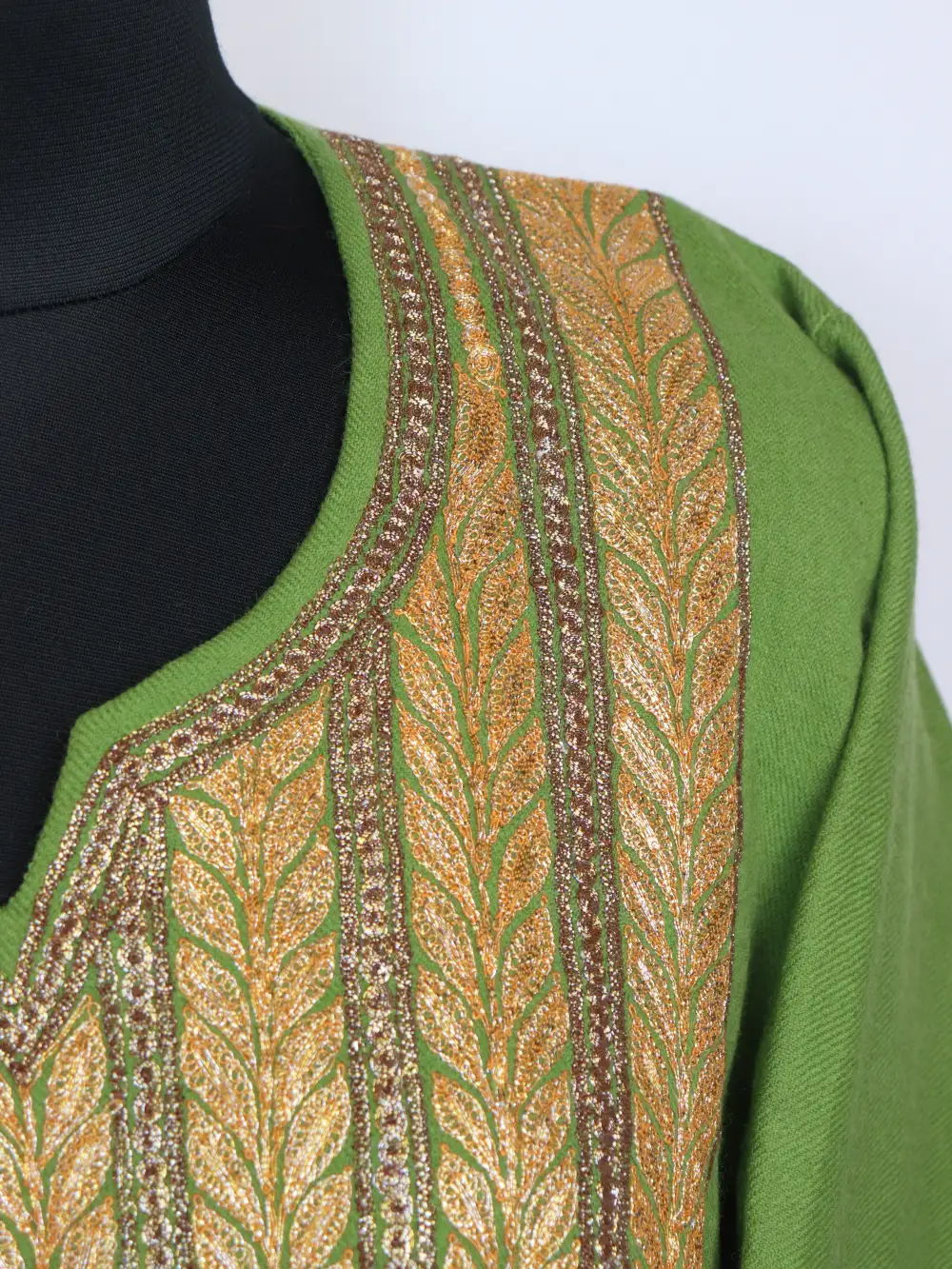 Rabea Green Pheran in Raffal Wool with Botte Tilla Work - Image 3
