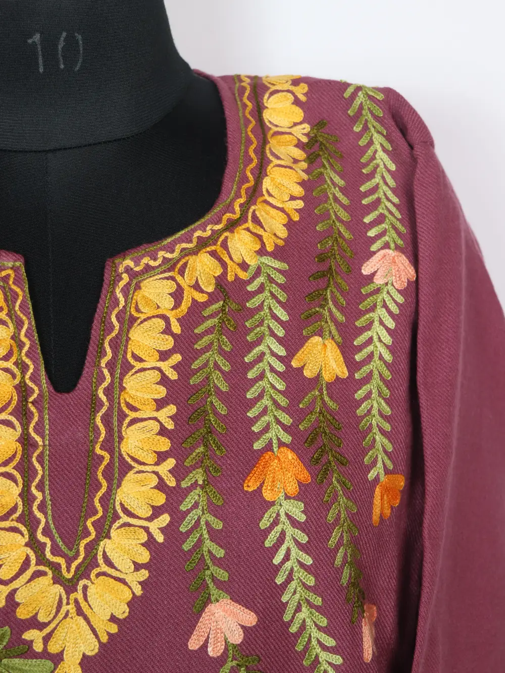 Light Purple Cashmilon Wool 2pc Pheran Set with Aayat Aari Embroidery - Image 3