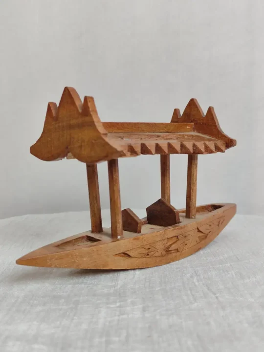 Handcrafted Small Kashmiri Shikara – Carving Work