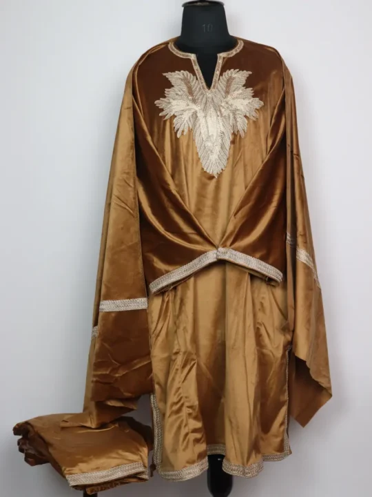 Brown Loose 3pc Pheran Set in Velvet Norain with Zari Tilla Embroidery