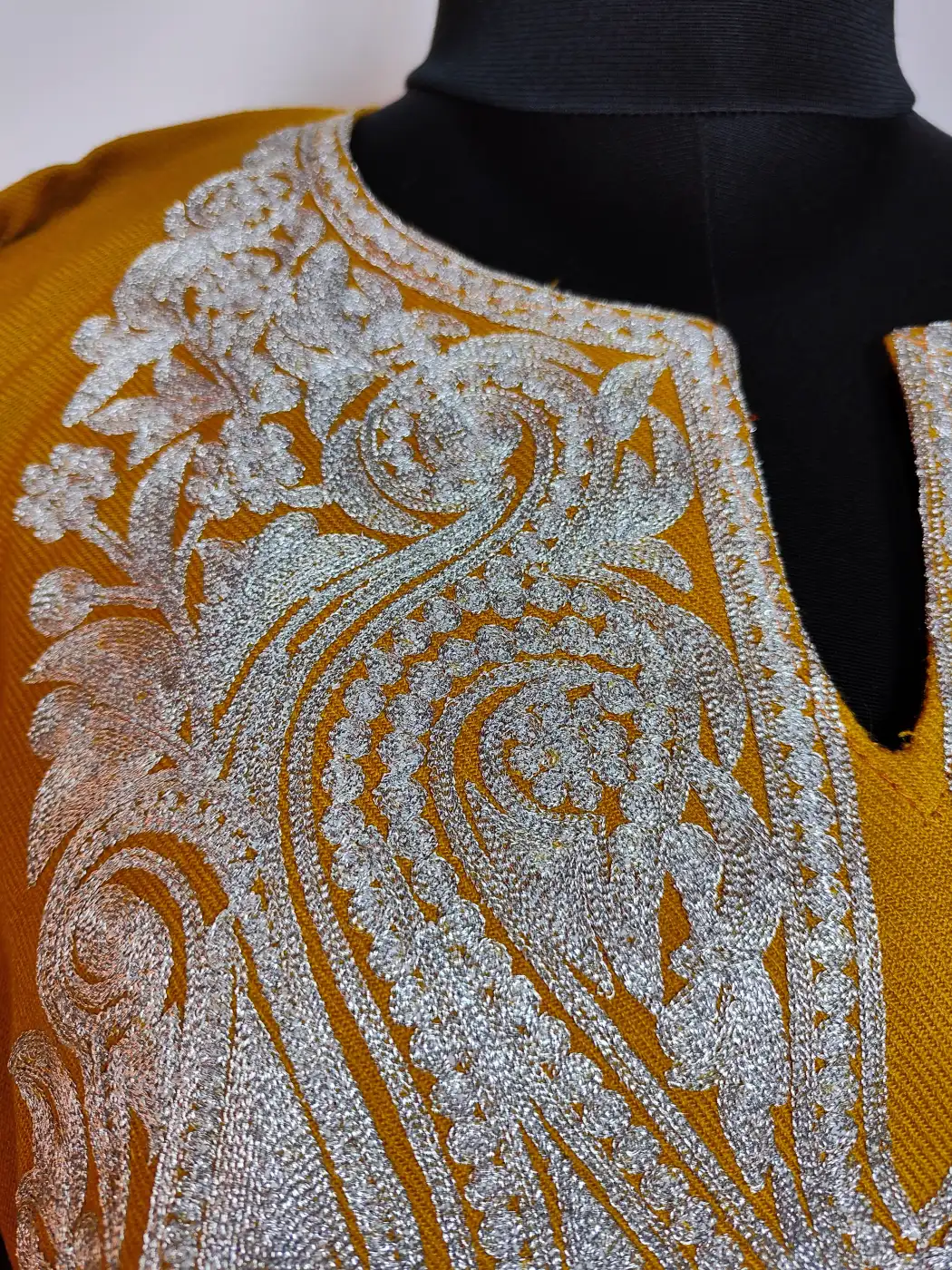 Nowhatta Mustard Cashmilon Pheran with Zari Embroidery Neck - Image 3