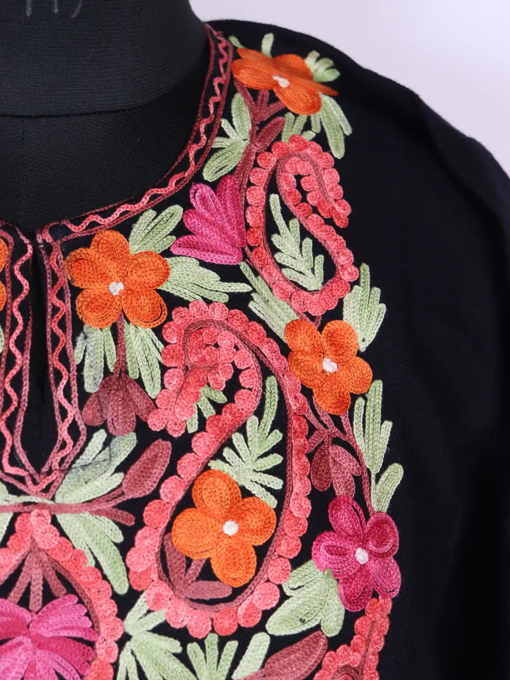 Black Cashmilon Wool Pheran with Aari Work Zaira - Image 2