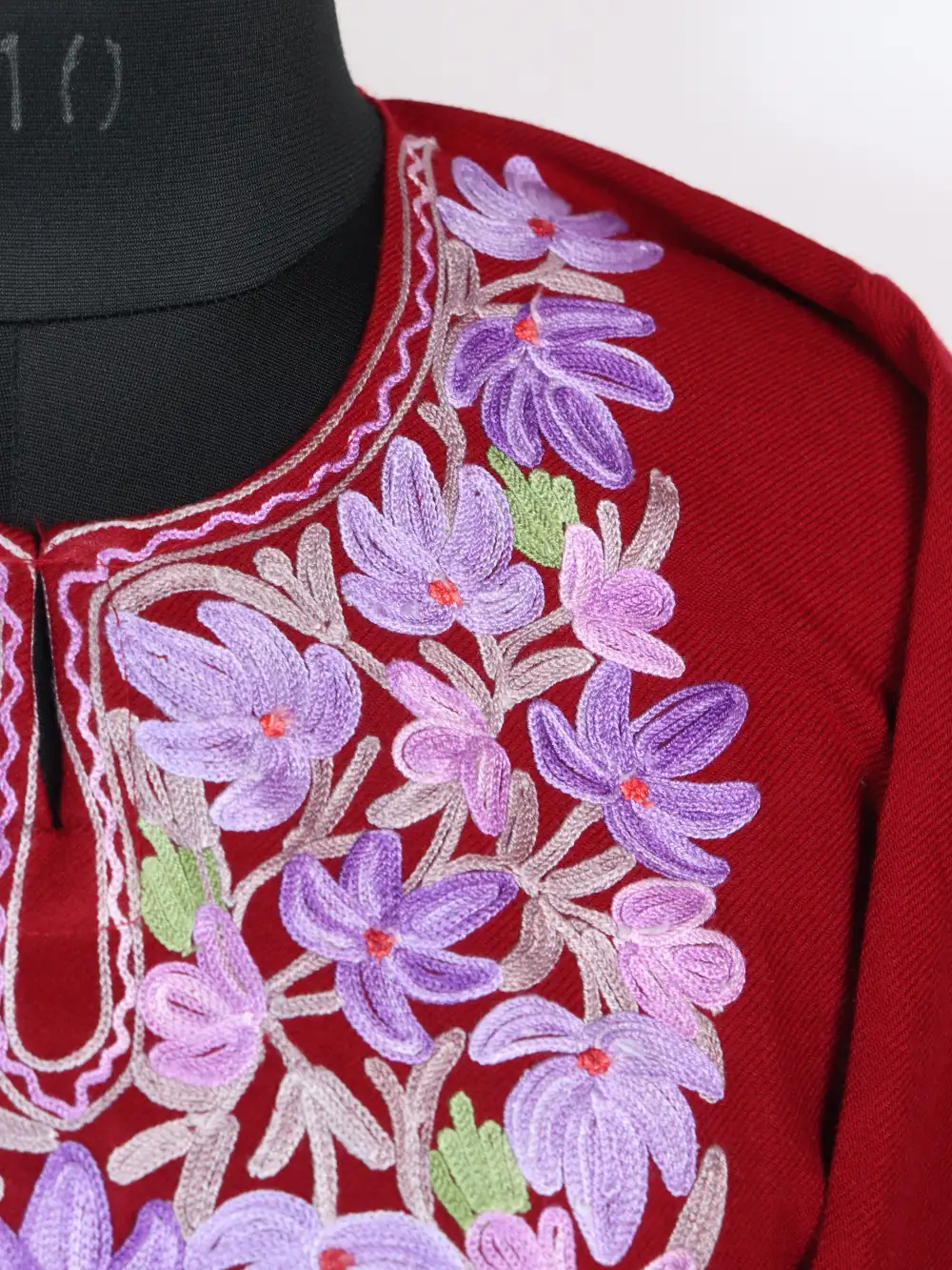 Cashmilon Wool Maroon Pheran with Aari Sleeve Point Work Airah - Image 3