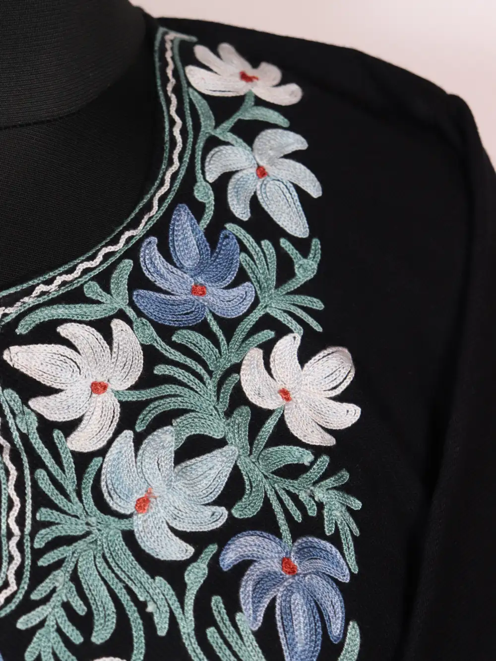 Cashmilon Wool Black Pheran Mariya with Aari Sleeve Point Work - Image 3