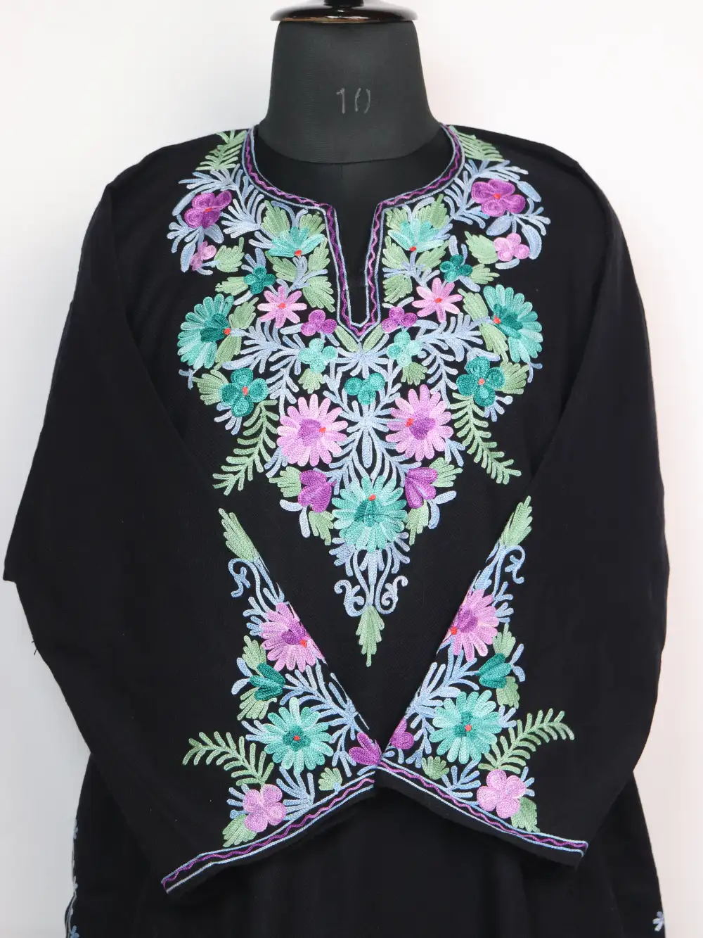 Saiba Cashmilon Black Wool Pheran with Aari Sleeve Point Embroidery - Image 2