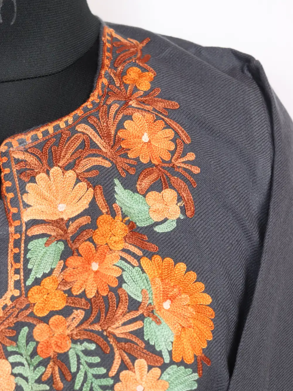 Dark Grey Cashmilon Pheran Sania Black Wool with Aari Sleeve Point Work - Image 3