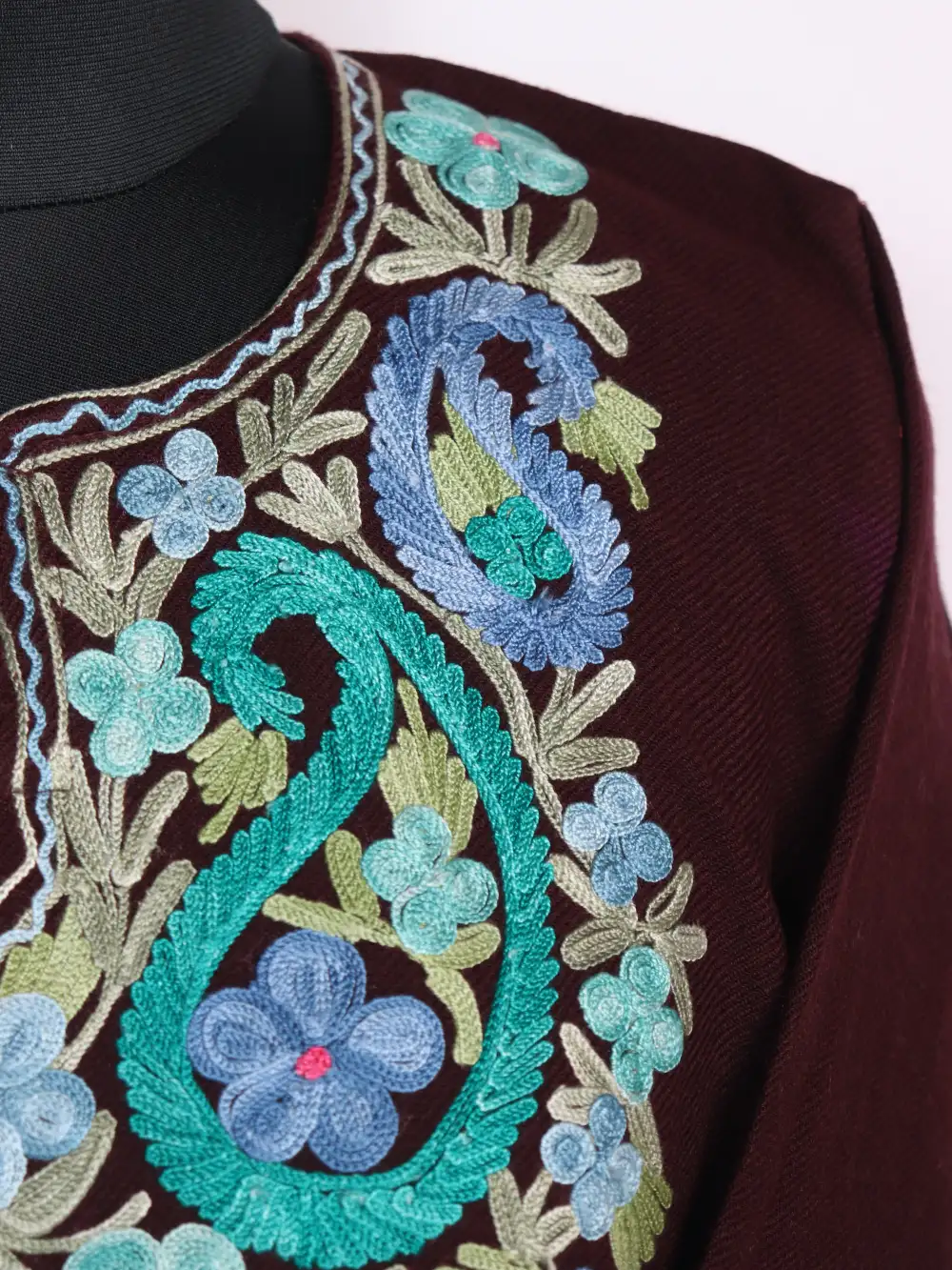 Wine Cashmilon Wool Pheran with Aari Sleeve Point Work Nihayat - Image 2