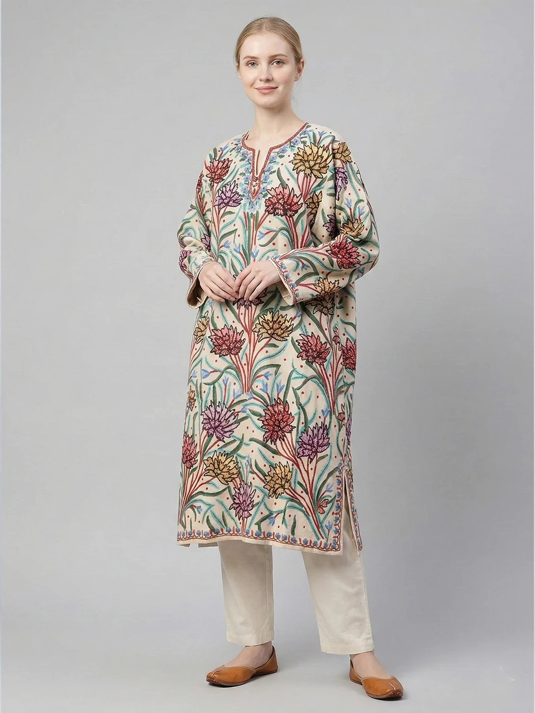 Handcrafted White Raffal Wool Jama Pheran with Signature Aari Embroidery