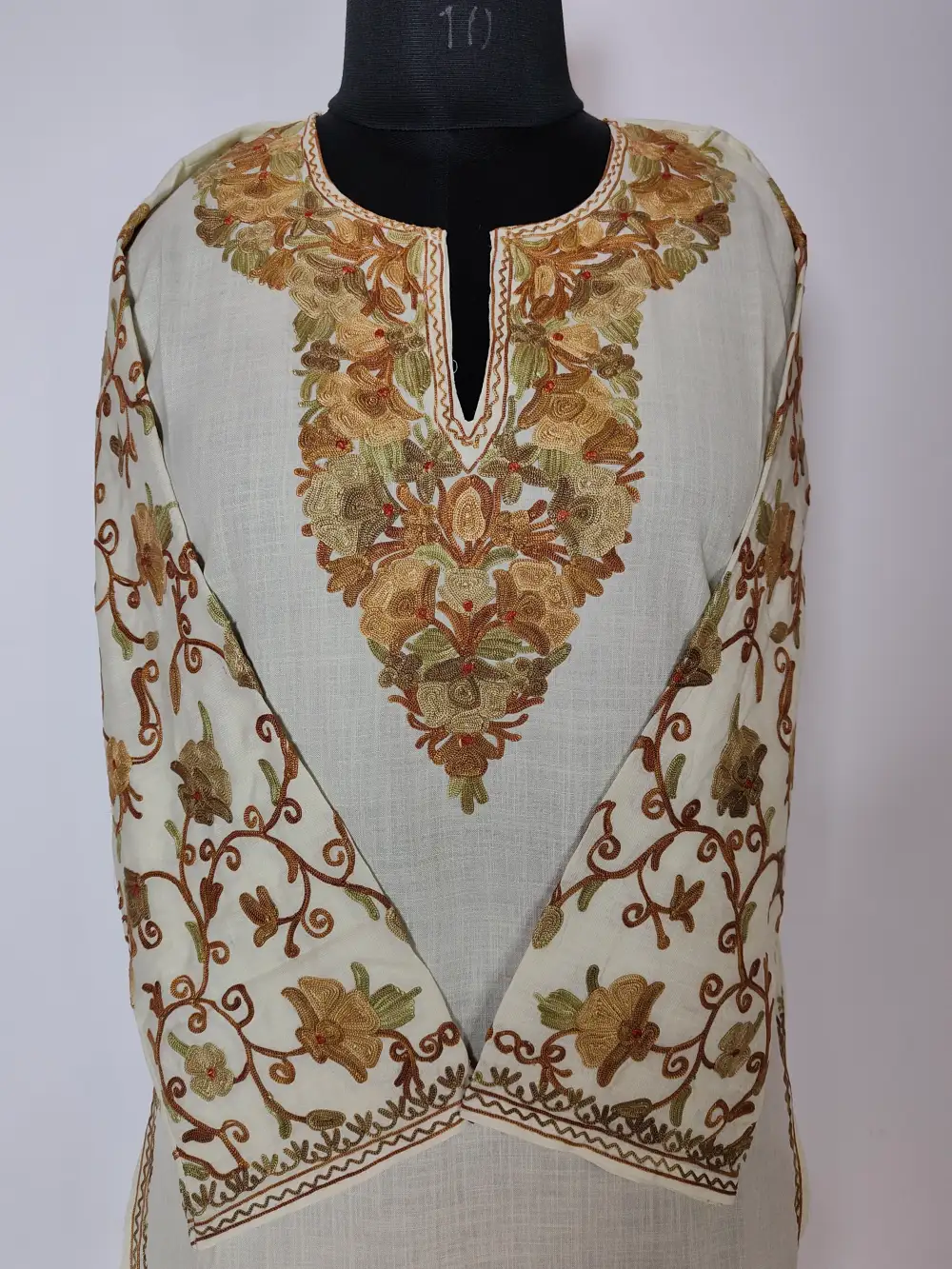 Cotton White Long Kurti Haya With Aari Sleeve Embroidery - Image 2