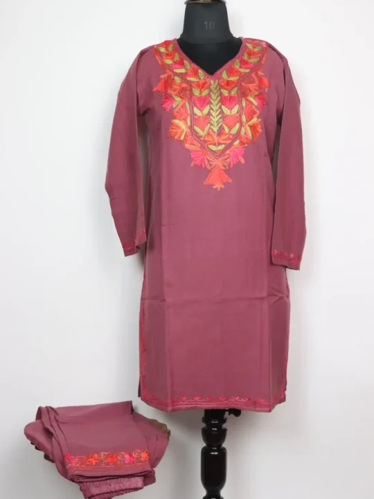 Cashmilon Wool Iqrah Long Light Purple Kurti Set with Aari Embroidery