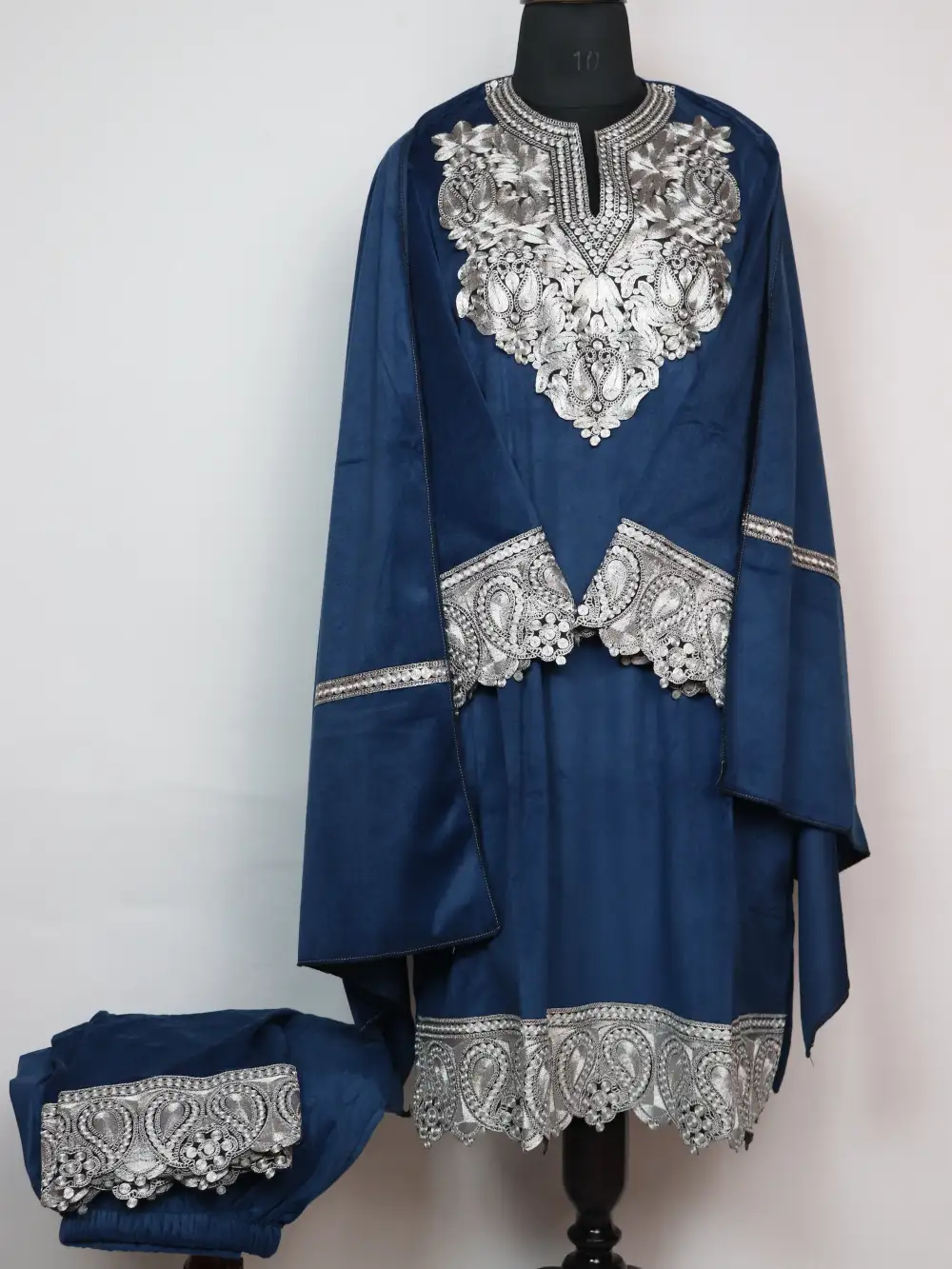 Dark Blue Velvet Zari Tilla Work 3pc Pheran Meesha