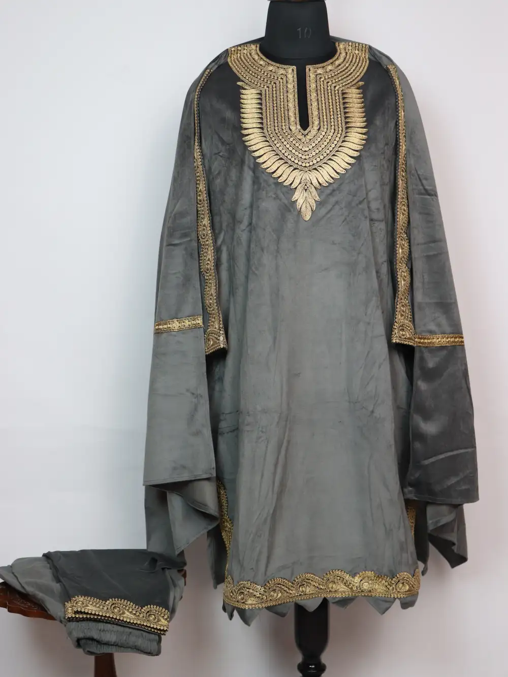 Norein Dark Grey Velvet 3pc Loose Pheran Set Zari Tilla Embroidery