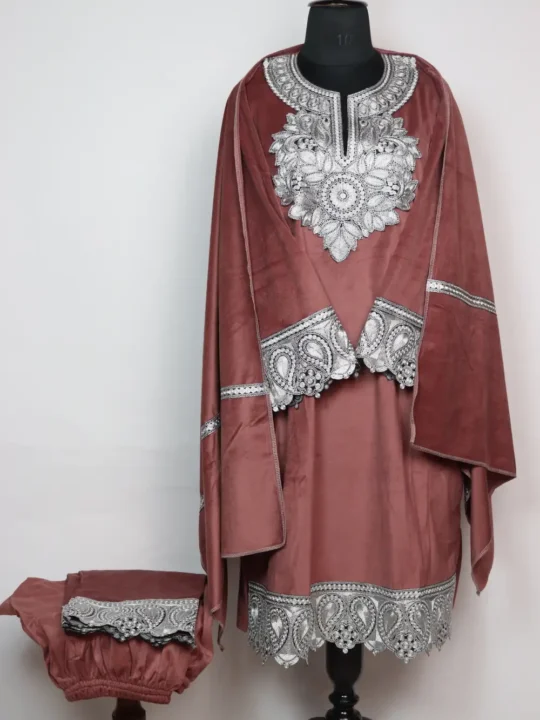 Maroon Fara Velvet 3pc Loose Pheran Set Zari Tilla Embroidery
