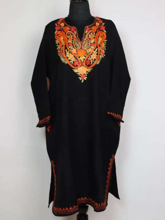 Zoya Cashmilon Wool Black Pheran with Aari Embroidery