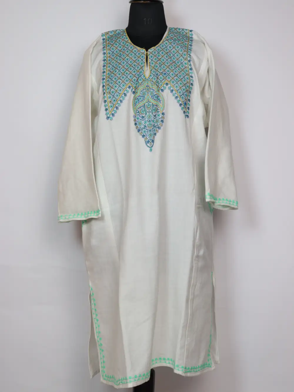 Zainab White Cashmilon Wool Pheran with Sozni Embroidery