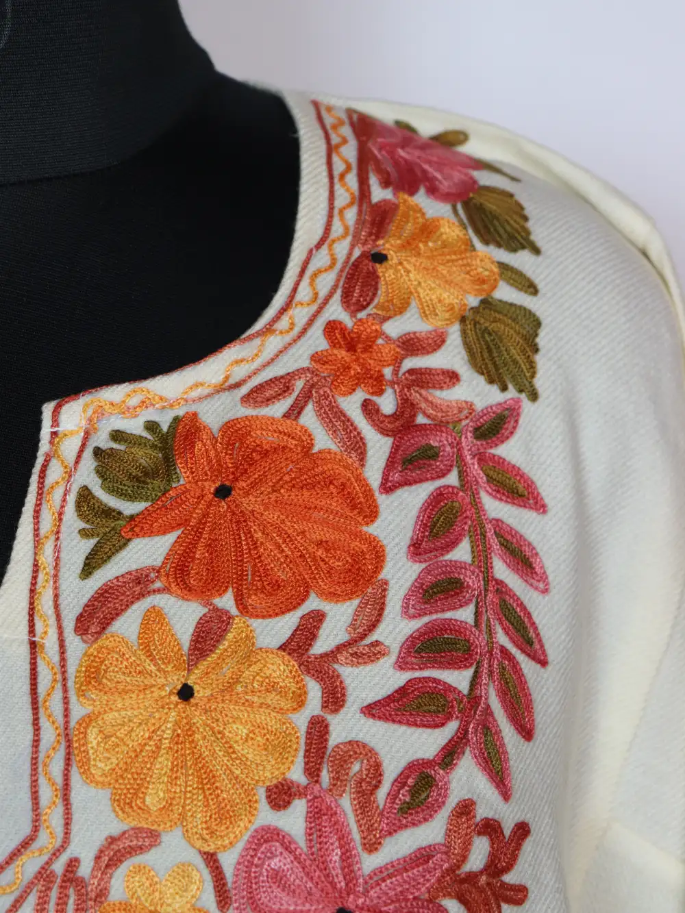 White Cashmilon Wool Pheran with Aari Work Farah - Image 3