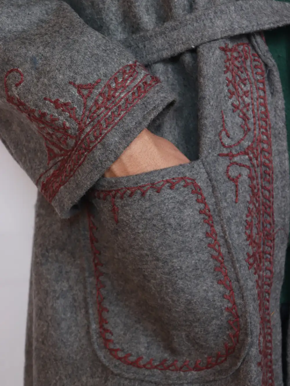 Kashmiri Tweed Wool Grey Gown | Bathrobe with Hand Aari Embroidery - Image 3