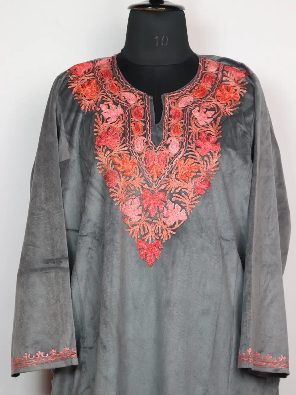 Kashmiri Hena Aari Work Grey Loose Pheran in Velvet - Image 2