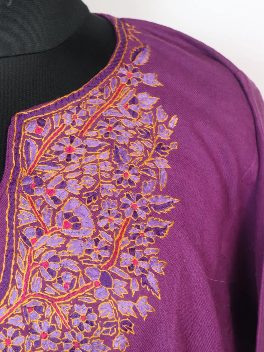 Raffal Wool Parveen Violet Pheran with Sozni and Paper Machie Work - Image 3