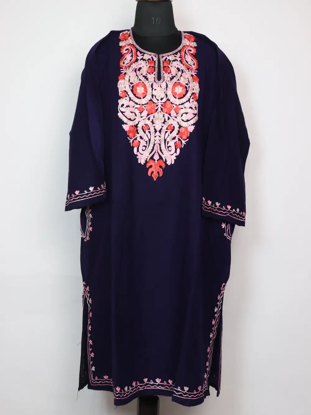Gulrez Navy Blue Cashmilon Wool Pheran with Aari Embroidery