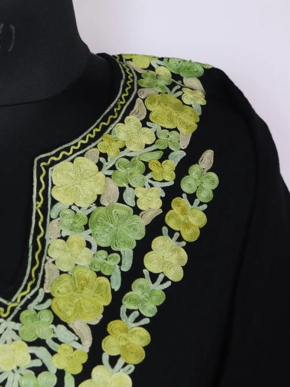 Amara kashmiri Raffal Wool Heavy Daman and Sleeve Aari Work Black Pheran - Image 3