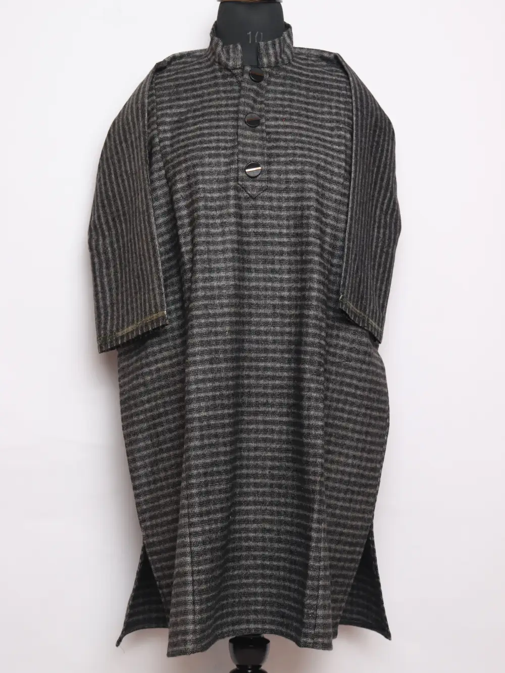 Lakeer Dark Grey Kashmiri Pheran in Tweed Wool