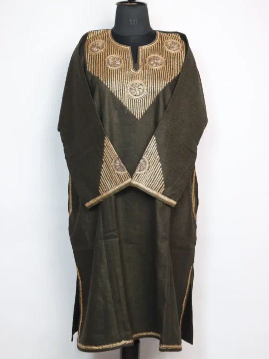 Loose Pheran in Green Tweed Aharbal Kashmiri in Sleeve Botte Tilla