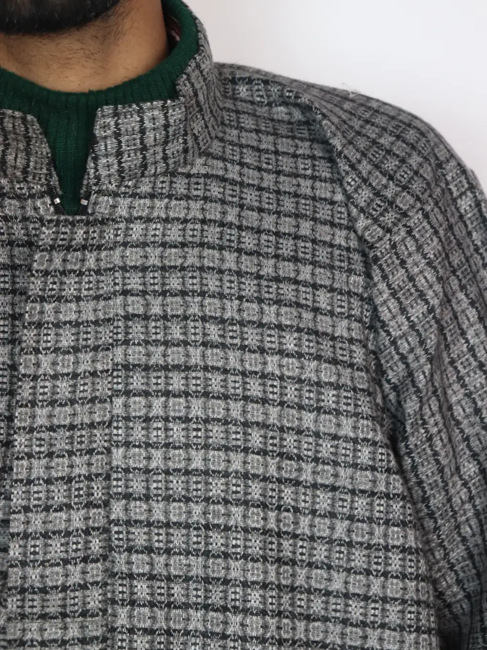 Jamaal Kashmiri Grey Pheran in Tweed Wool - Image 3