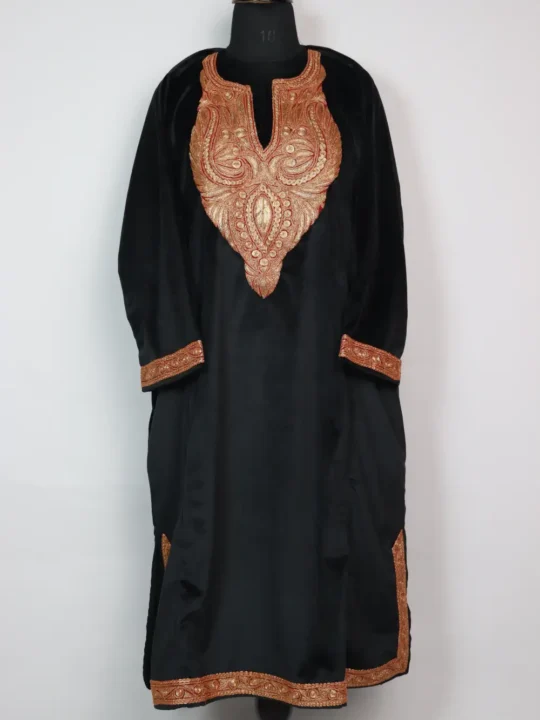 Kashmiri Rafia Black Velvet Pheran in Botte Tilla Work