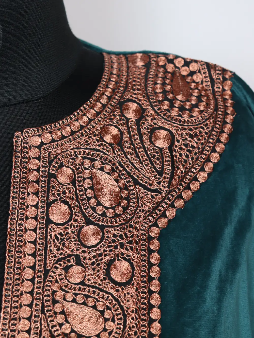 Loose 3pc Pheran Set in Green Velvet with Zari Tilla Embroidery Faryah - Image 3