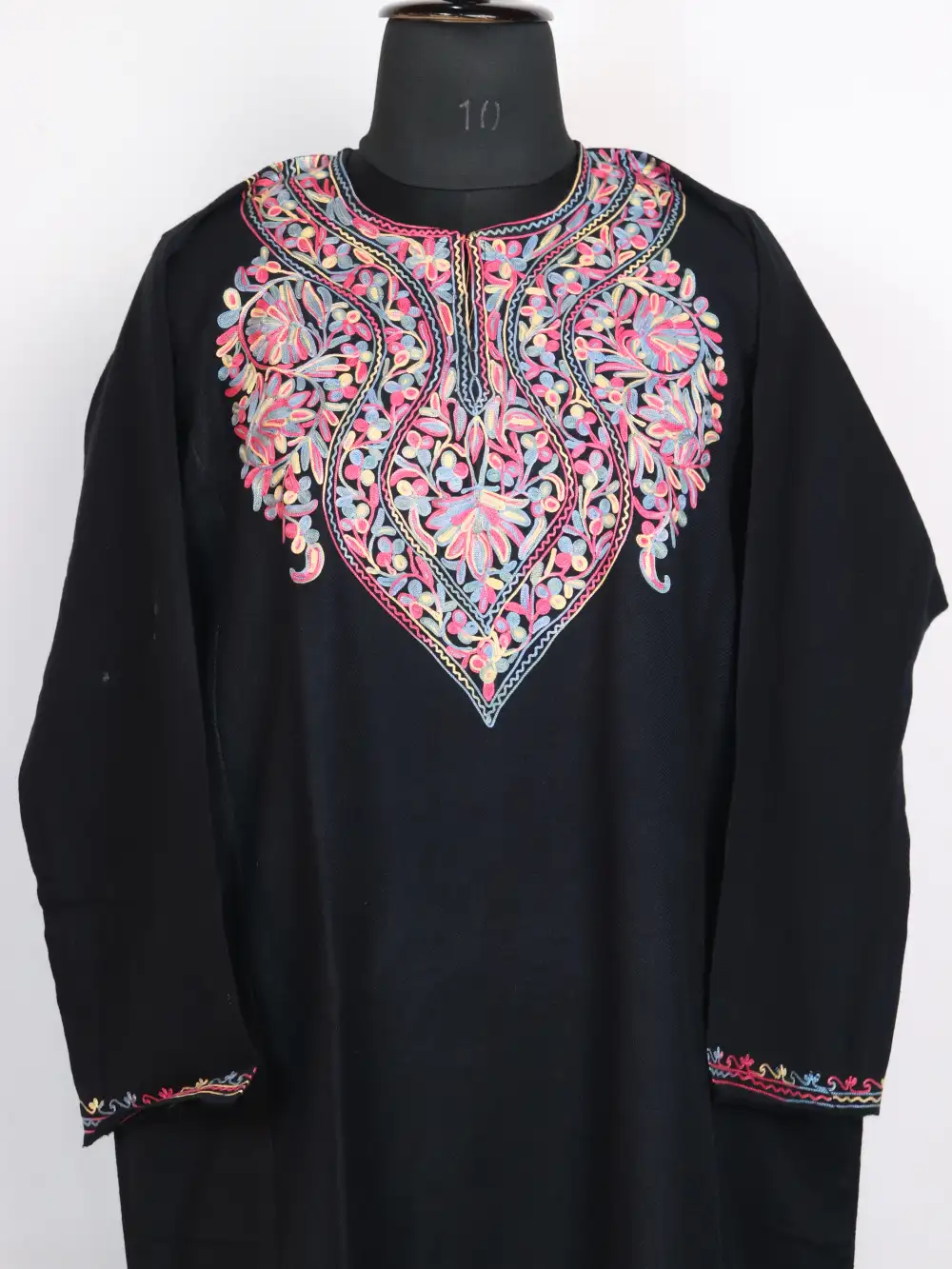 Black Cashmilon Wool Pheran Nadiya with Aari Work - Image 2