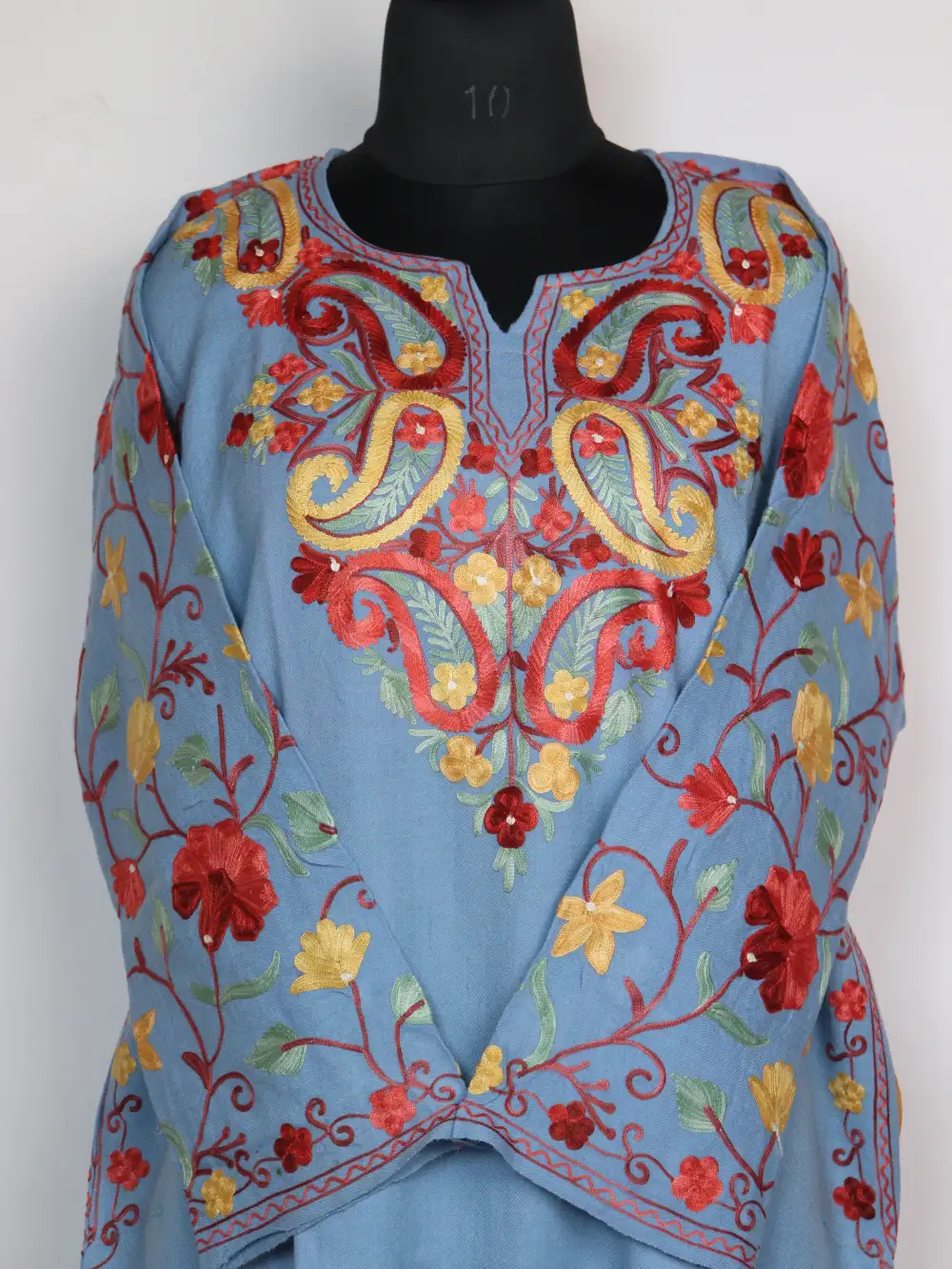 Bushra Dark Grey Loose Pheran Raffal Wool with Sleeve Jaal Aari Work - Image 2