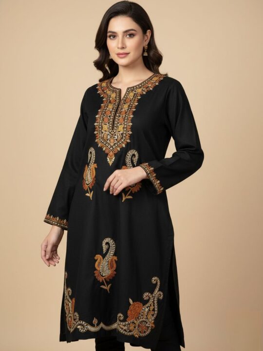 Black Cashmilon Wool Pheran with Booti Aari and Zari Embroidery Badamwari