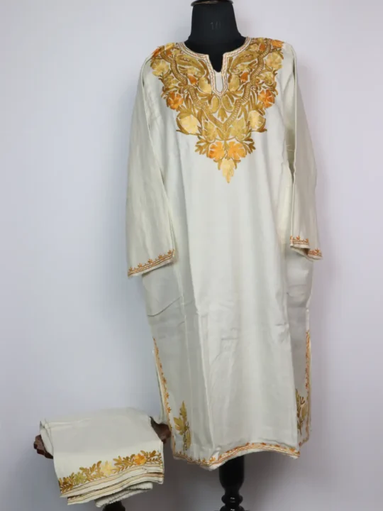 Marhaba White 2pc Loose Pheran Set with Aari Embroidery in Cashmilon Wool