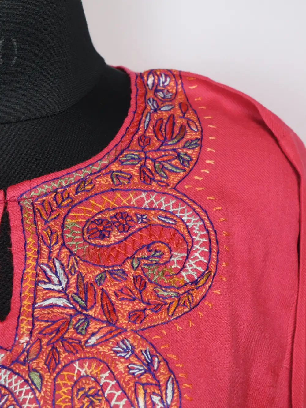 Nazneen Pink Loose Pheran with Hand Sozni Work in Raffal Wool - Image 3