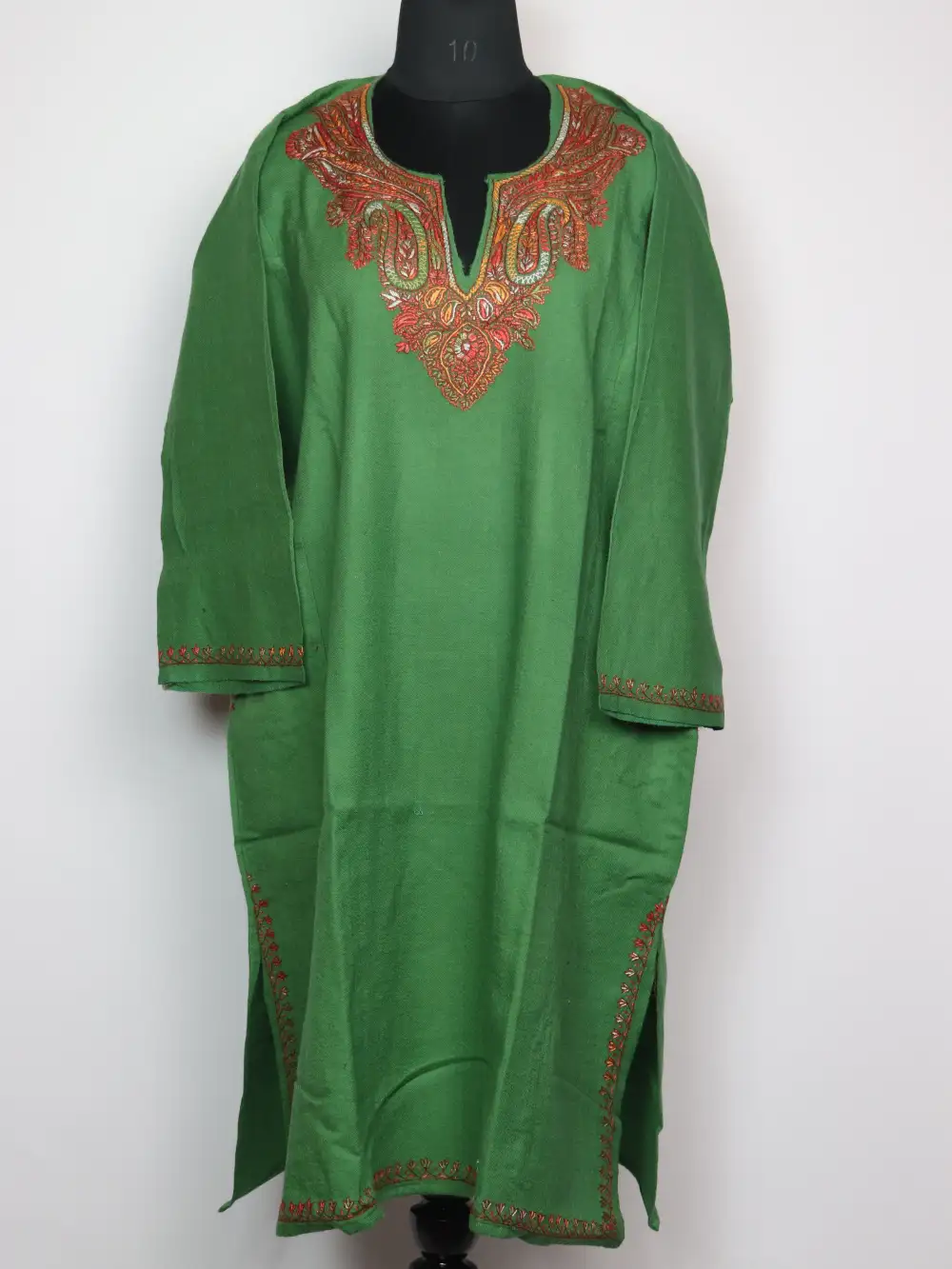 Embroidered Forest Green Pheran with Hand Sozni in Raffal Wool Zeenat