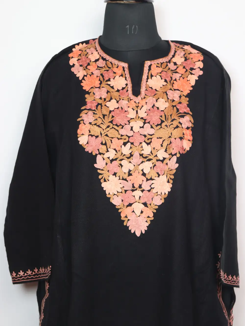 Aari Embroidery Black Hazratbal Pheran in Cashmilon Wool - Image 2