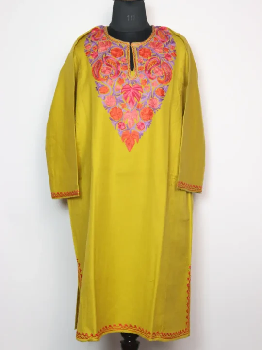 Mehndi Green Cashmilon Wool Pheran Dress with Ulfat Aari Embroidery