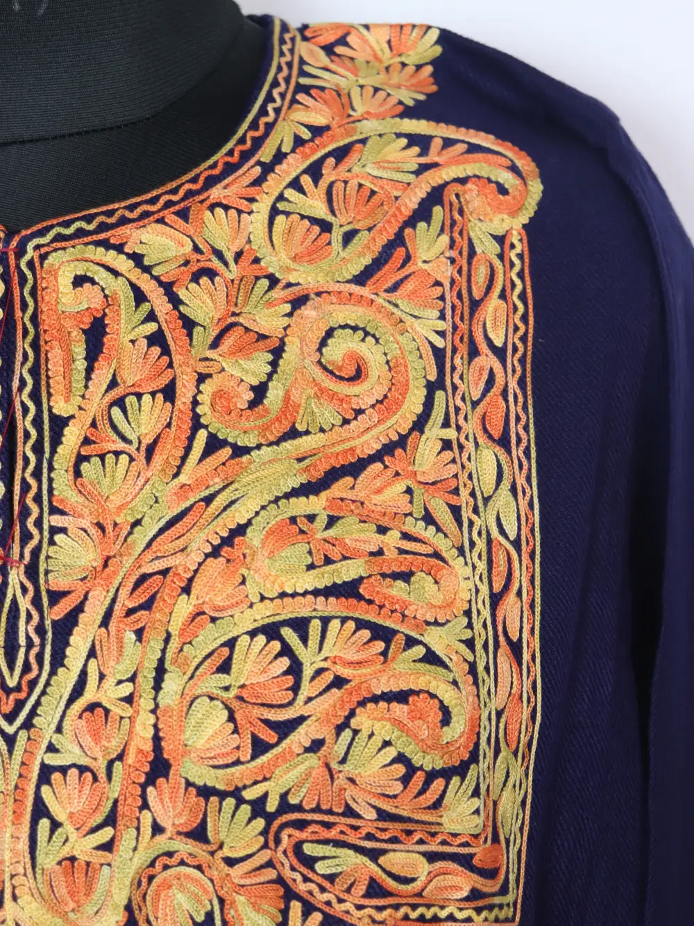 Waqar Cashmilon Wool Dark Blue Pheran with Aari Embroidery Neha - Image 3