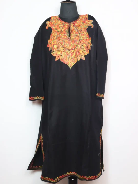 Black Jalwa Pheran in Cashmilon Wool with Aari Work