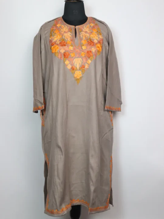 Ash Grey Woolen Pheran Hina with Aari Embroidery in Cashmilon
