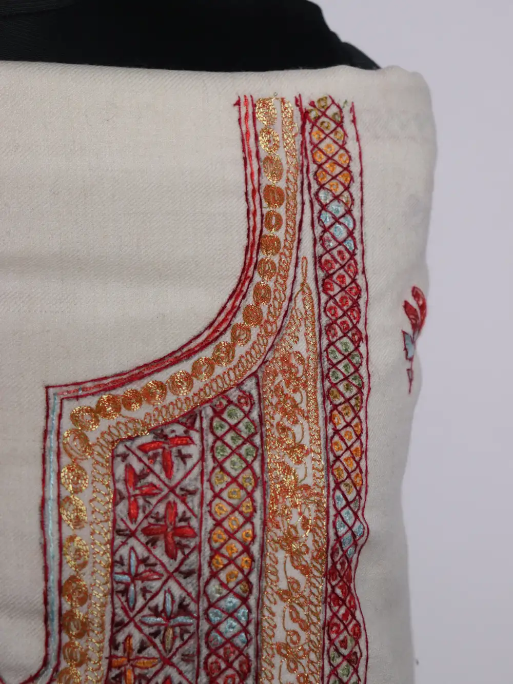 Kashish White Polywool 3pc Unstitched Kashmiri Suit with Hand Sozni and Tilla Embroidery - Image 3