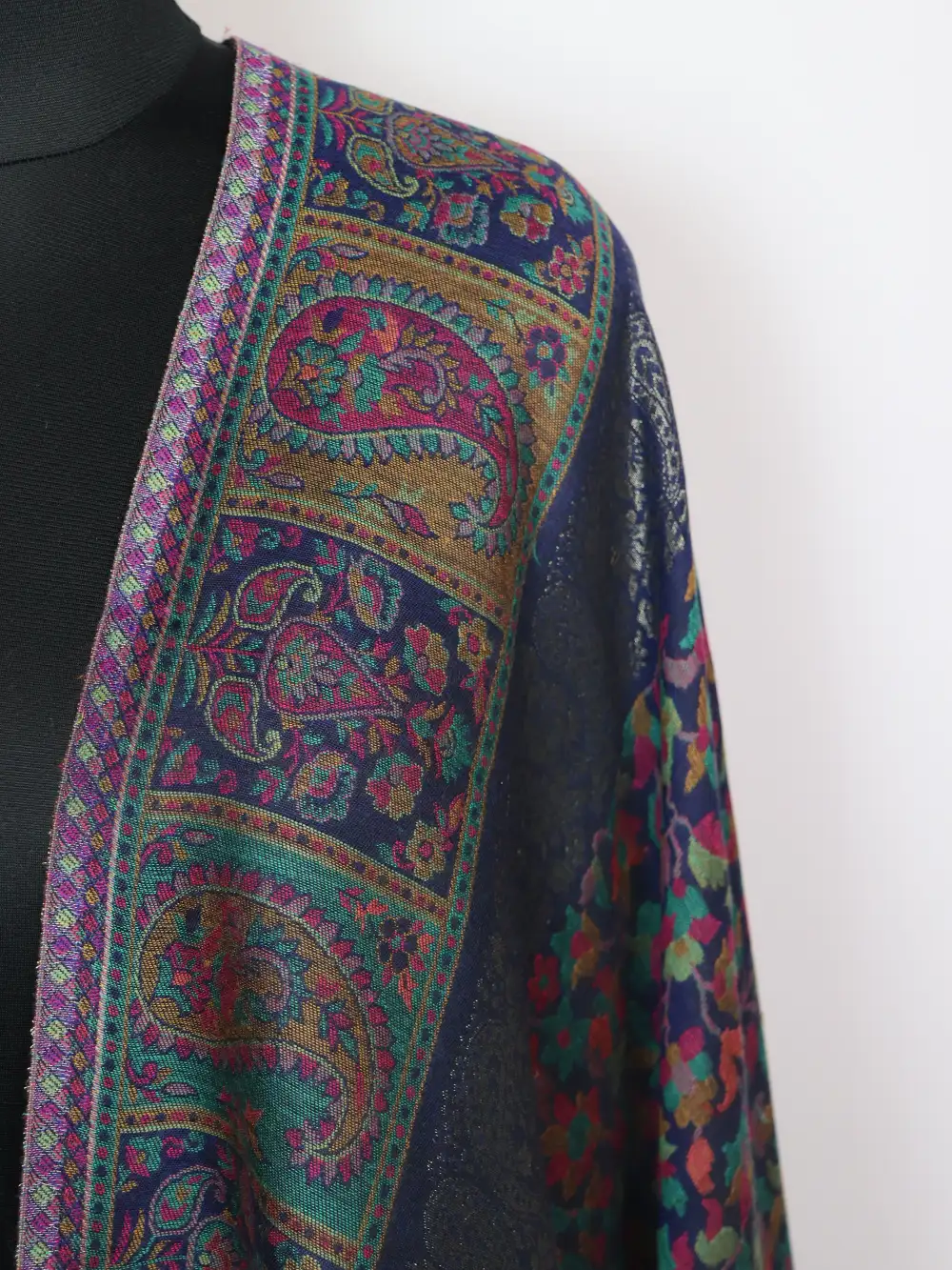 Blue Kani Silk Shawl Nazakat With Weaving - Image 3