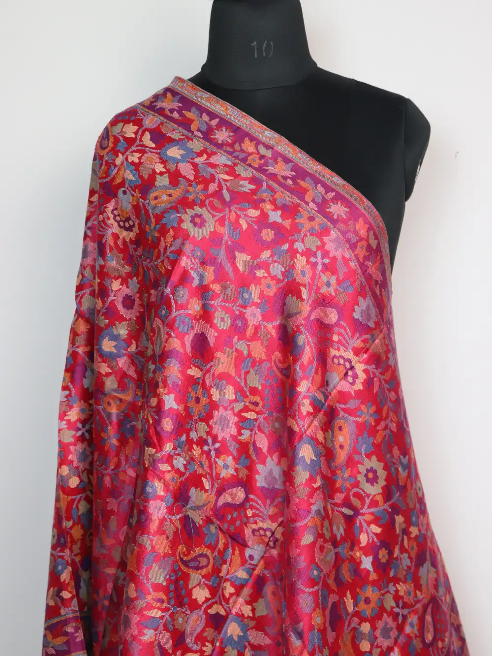 Woolen Pink Stole in Kani Weaving Naima for Women - Image 2