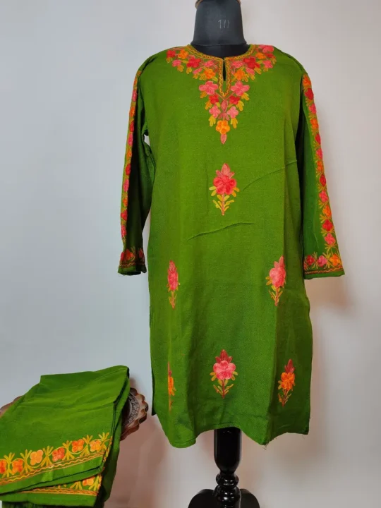 Nazakat Green 2pc Woolen Kurti Set with Aari Work in Cashmilon Wool
