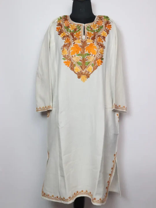 Woolen White Pheran Soura with Aari Embroidery in Cashmilon