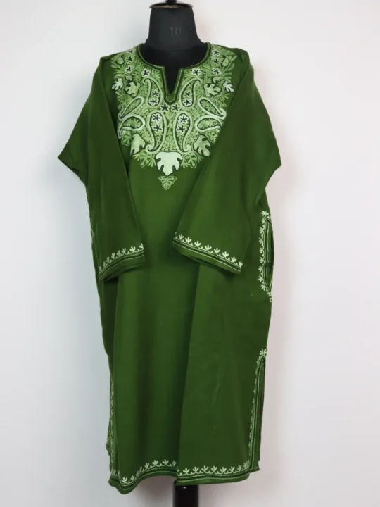 Hawal Green Pheran with Aari Embroidery in Cashmilon Wool